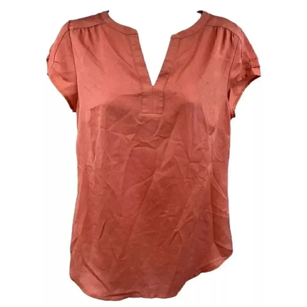 The Limited Women’s Short Sleeve Blouse Salmon V-neck Size Small, Good Condition